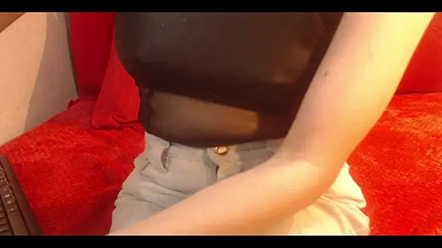 IvyBlueFabray Adlı Modelin Canlı XXX Sohbeti