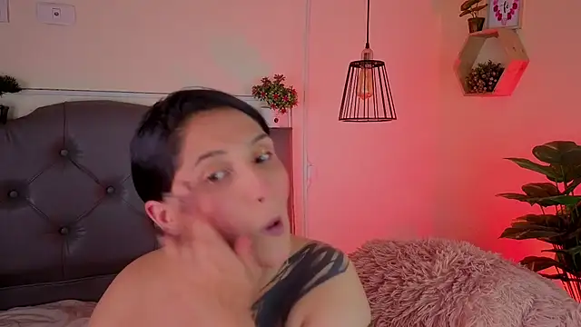 emily_leinner's Live XXX Chat