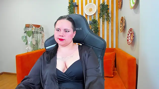 צ'אט XXX בשידור חי של DaisyHarts