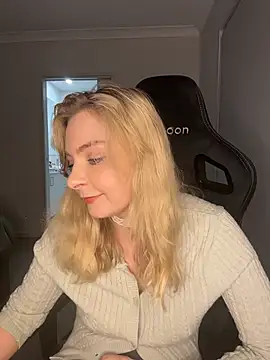 Lotttiee Chat XXX in diretta