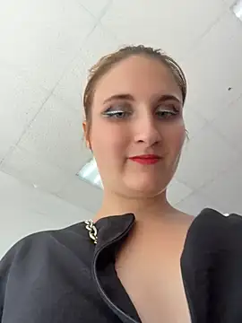 AdelRich Chat XXX in diretta