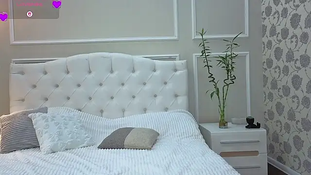 BeataBabe's Live XXX Chat