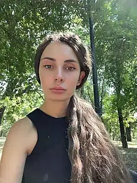 SandraCarter Adlı Modelin Canlı XXX Sohbeti