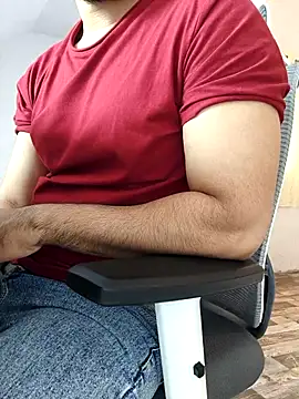 Chatroom XXX en direct de 8inch_hunk19