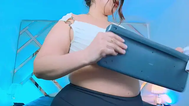 دردشة Mia_Pembroke_ الجنسية المباشرة