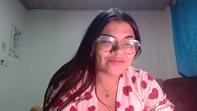 Chat XXX en directo de Kimmy_kimmy_