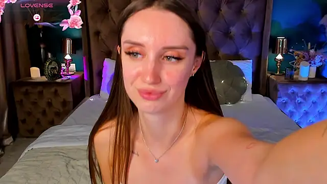 Živý XXX chat ToriSonn