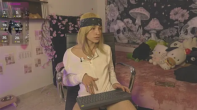 JohnnyJones_ Live XXX-Chat