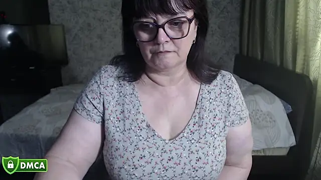 XXX chat uživo modela BrandiOhNight