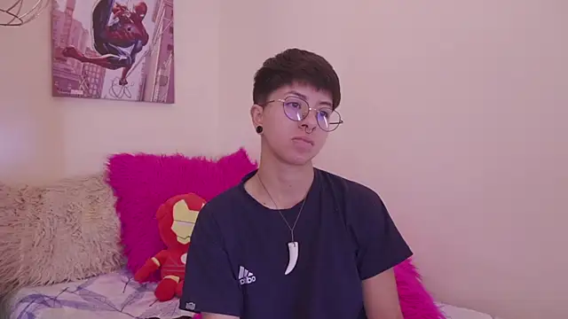 tommy_bluen Live XXX chat