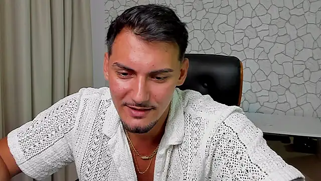XXX chat uživo modela ClintMasters