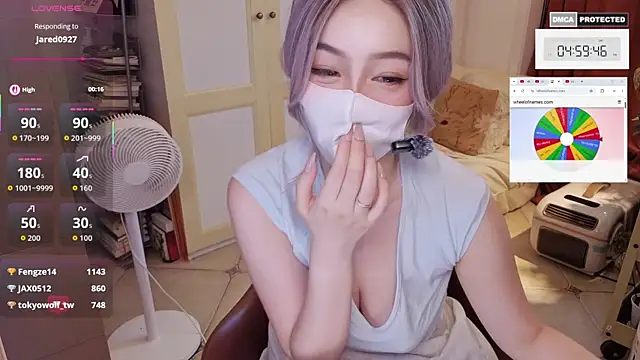 nayomi_34f's Live XXX Chat