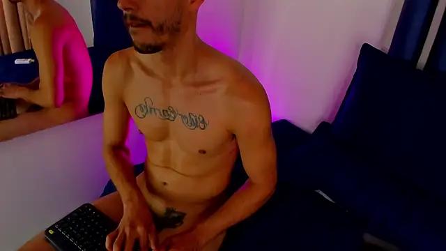 Chat XXX en directo de Damiam_23