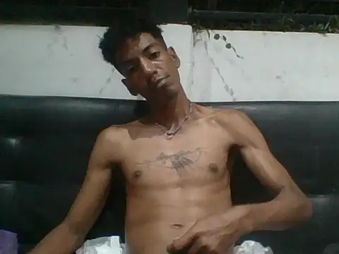 Chat XXX ao vivo de AlbertBigCock
