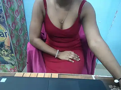 wild-paaro143's Live XXX Chat
