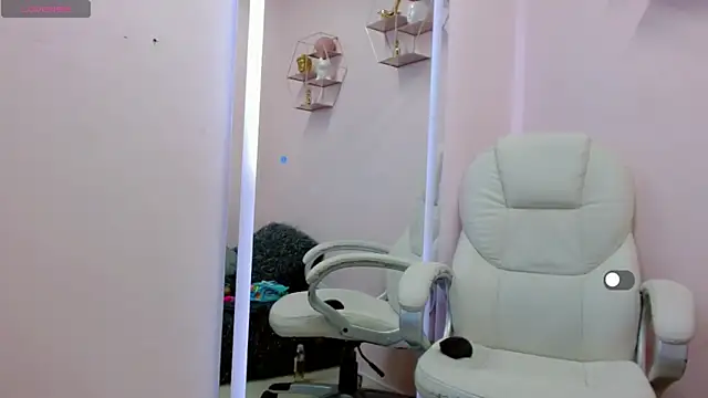 SHARONCUTE_F1: онлайн-секс-чат