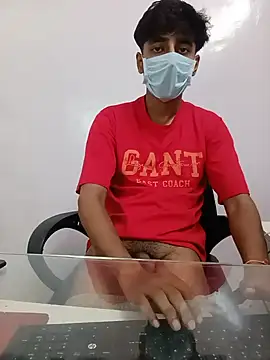 ArckedlinerTempt's Live XXX Chat