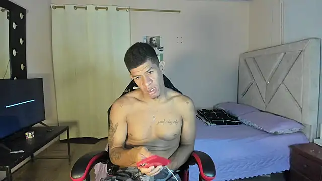 Toptony22 Live XXX-Chat