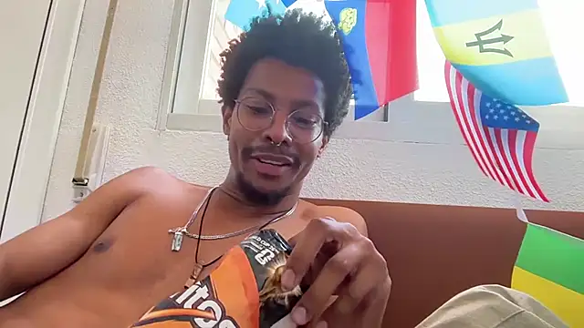 HoleBreeder Live XXX Chat