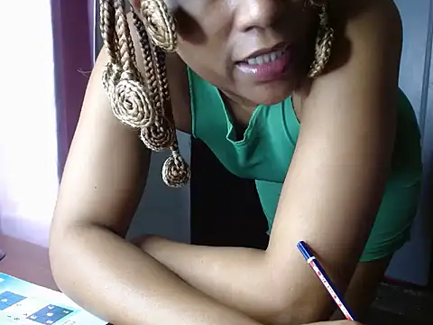 savage_laura Chat XXX in diretta