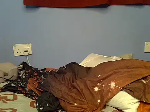Queen_slim2 Adlı Modelin Canlı XXX Sohbeti