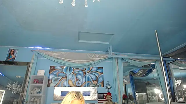ADRIANNA_FOX's Live XXX Chat
