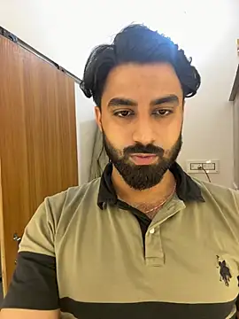 Chat XXX ao vivo de Royalboy_03