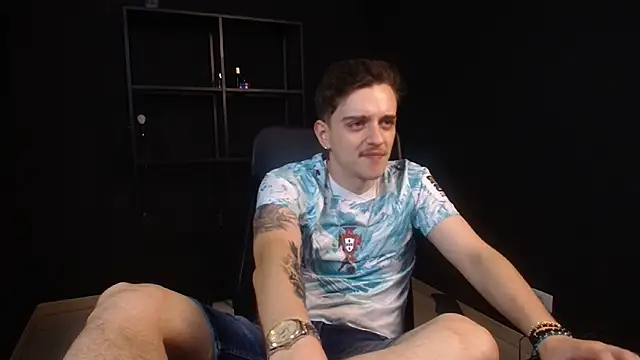 Chat XXX Live FelixStarkk