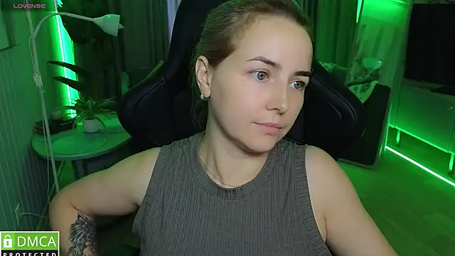 Chatroom XXX en direct de Mira_Mermayd
