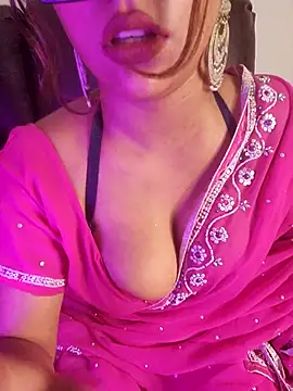 callmeshreya Chat XXX in diretta