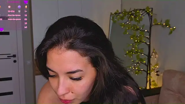 MollyGilberg Chat XXX live