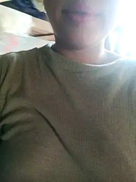 _YouAreMySunShine_'s Live XXX Chat