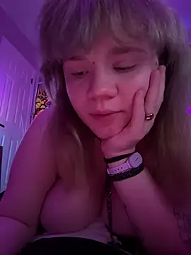 Cutiepiespanks XXX чат на живо
