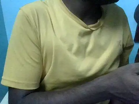 tamil_boy_4 Adlı Modelin Canlı XXX Sohbeti