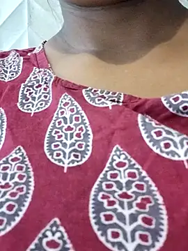 XXX chat uživo modela Laxmi_89