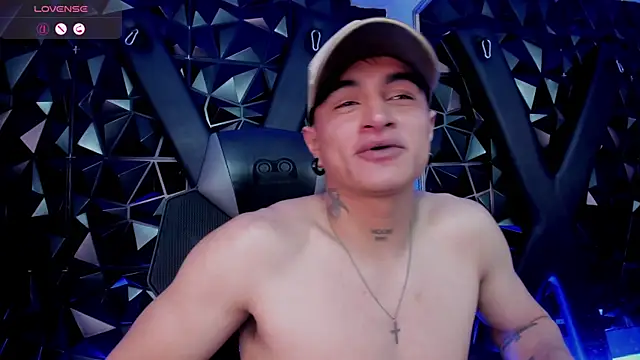 LiamDeeps élő XXX-chatje
