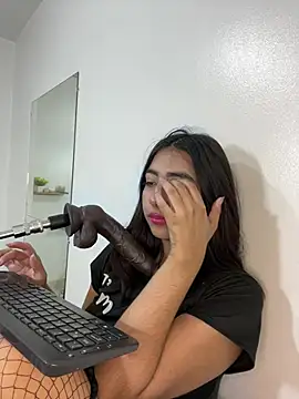 cherry_skinnyy_'s Live XXX Chat