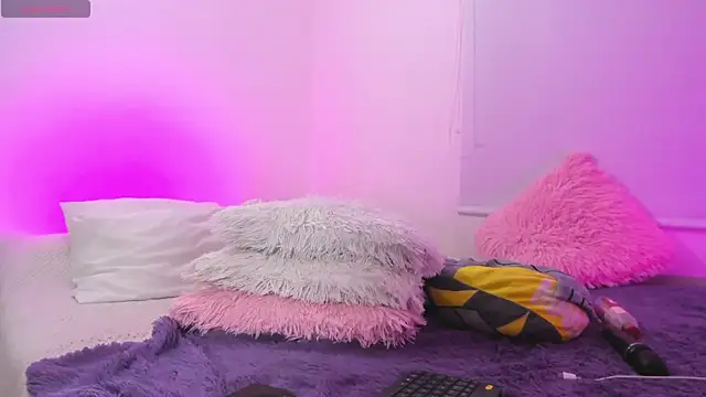 karly_rioss' Live XXX Chat