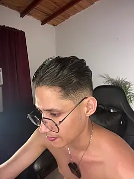 Axel-xel Live XXX Chat