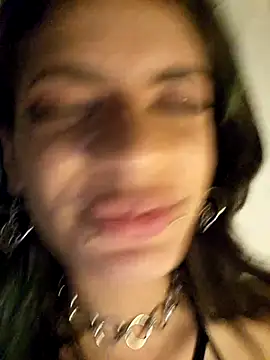 sukulaurens Live XXX-Chat
