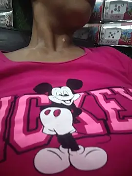 HOT_ISLAND's Live XXX Chat