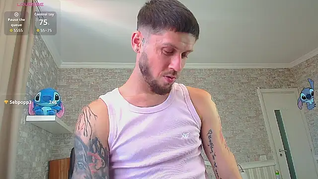 JonahShaw – Naživo XXX chat