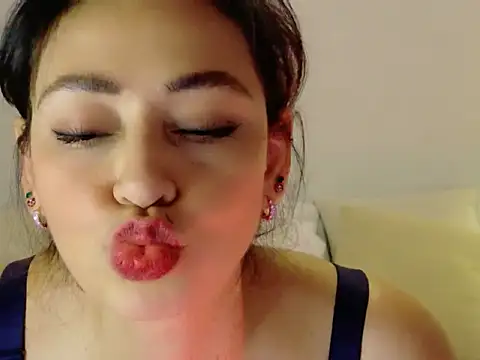 Totyy_Montes live XXX chat