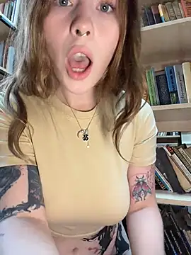 Chatroom XXX en direct de _NotYourSlut_