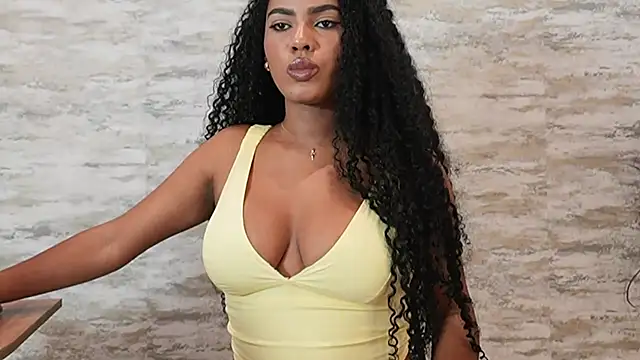 HOTBLACKANDWHITE2's Live XXX Chat