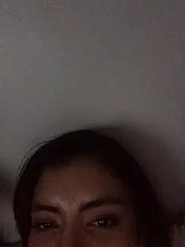 Živý XXX chat Apineapple07