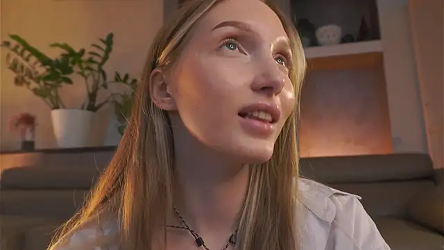 YvetteMilbrett: онлайн-секс-чат