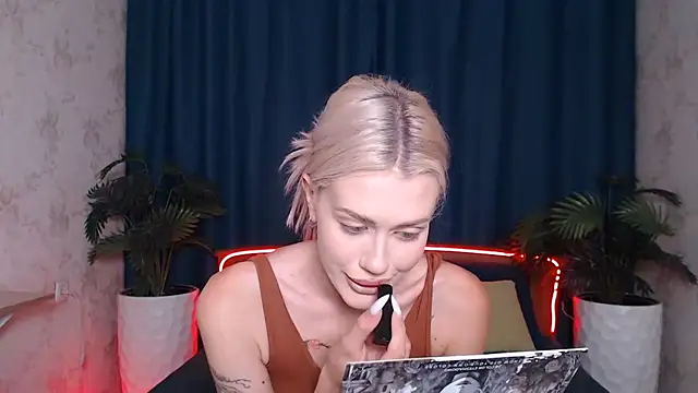 BlondyLedy Live XXX-chat