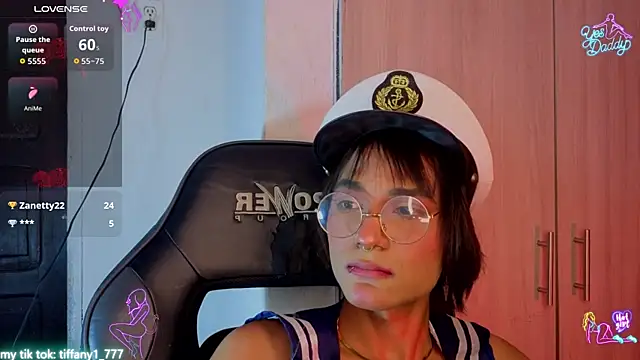 Živý XXX chat tiffanyy_777