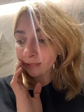 Chat +18 de Sunny___Bunny ao vivo